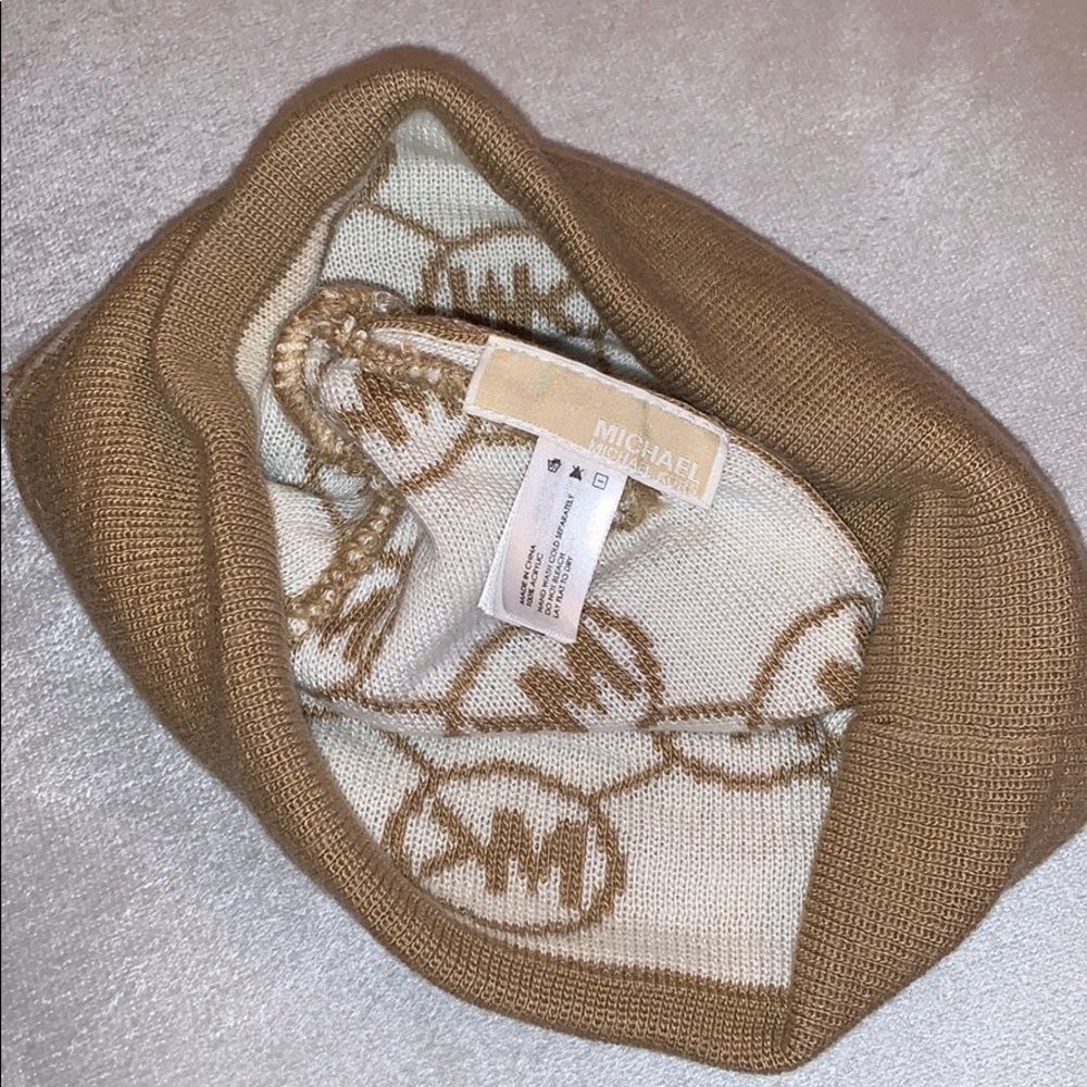 Michael Kors Sweater Hat View 3